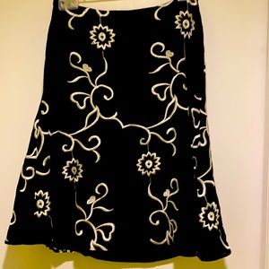 A line silk nd cotton skirt